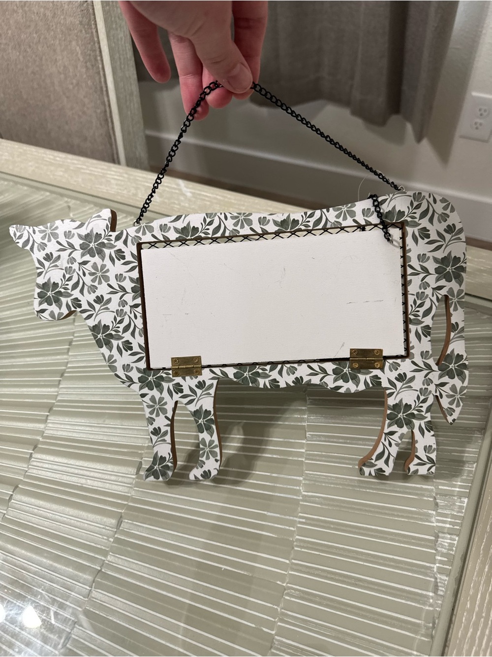 Cow-Shaped Decorative wall art decor with Leaf Pattern